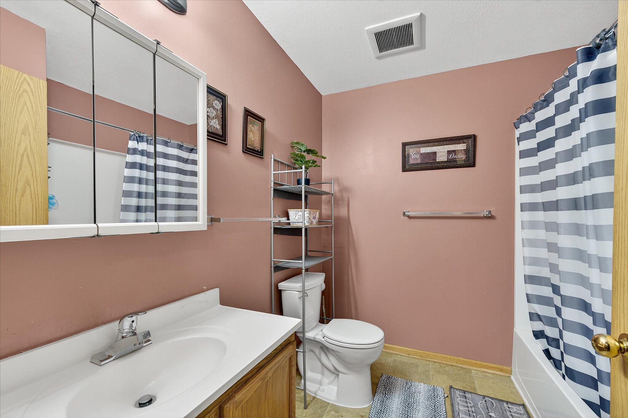 644 Dale Street North St. Paul, MN 55103 - Photo 14 of 30