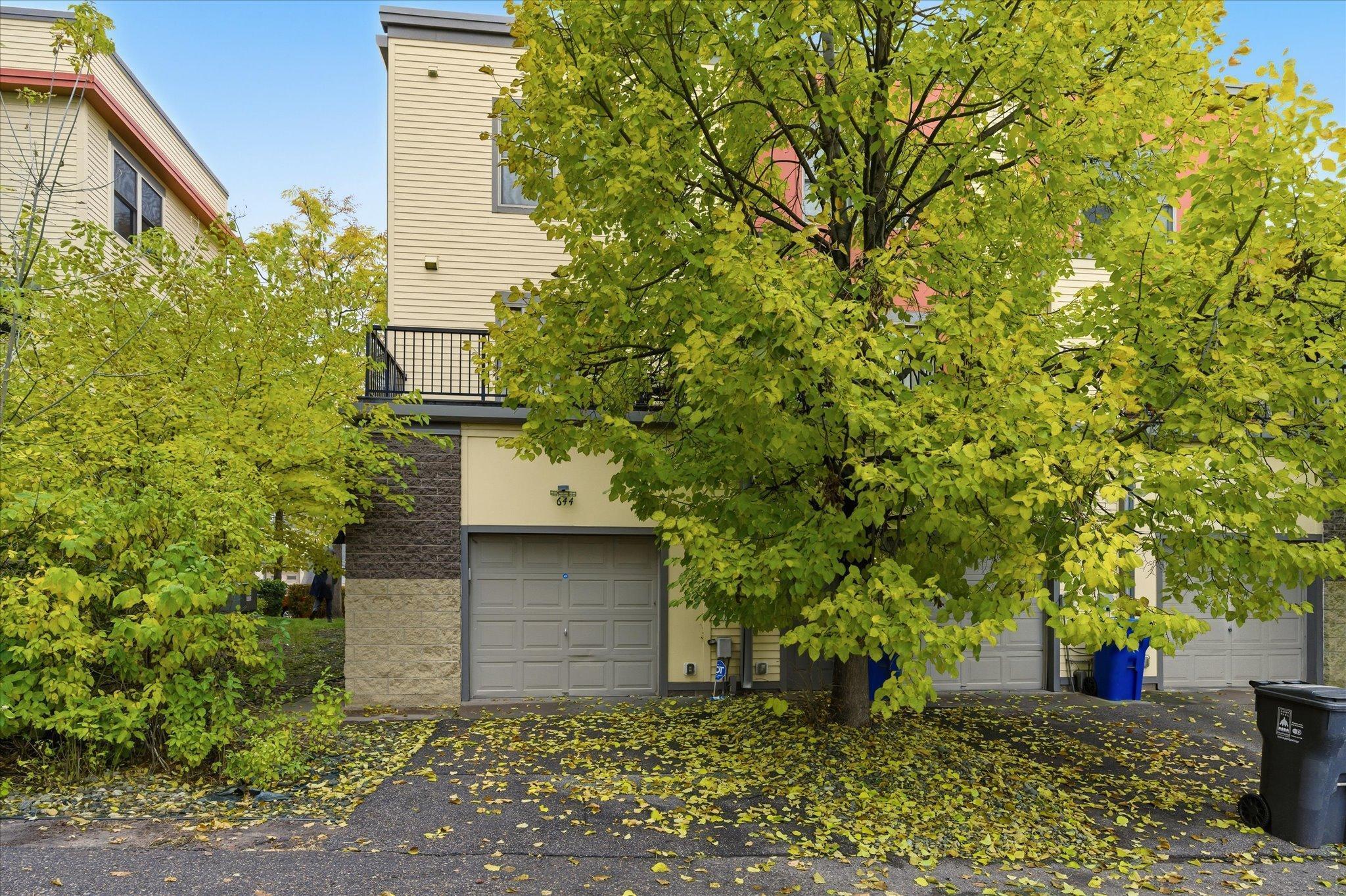 644 Dale Street North St. Paul, MN 55103 - Photo 4 of 30