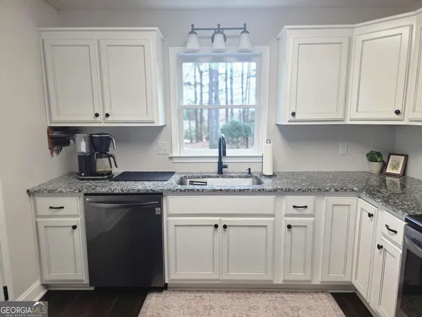 $1,800 | 659 Smith Cemetery Road, Winder, GA 30680