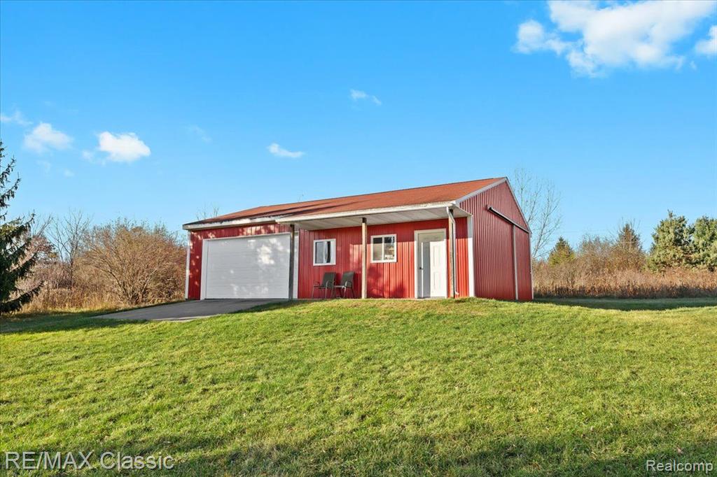 10495 Gordon Road Fenton, MI 48430 - Photo 34 of 44