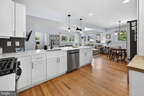 $459,000 | 200 Edgewood Avenue, Audubon, NJ 08106