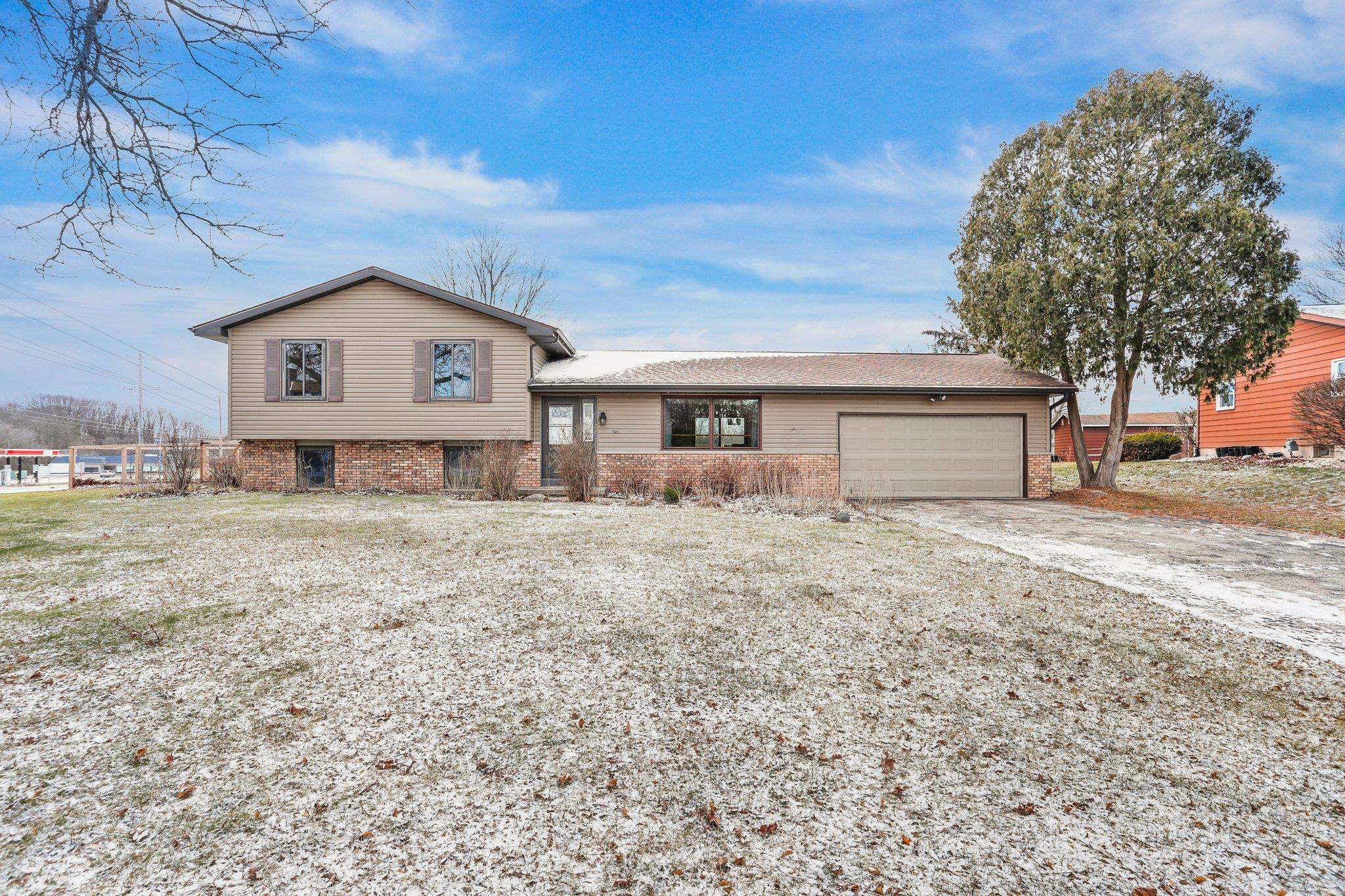 101 Minnetonka Way Waterloo, WI 53594 - Photo 1 of 1 Gallery Image 1