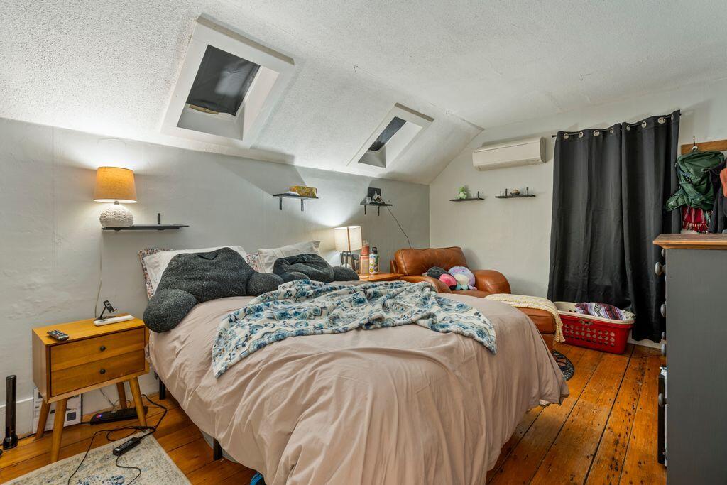 9 C Street Portland, ME 04102 - Photo 18 of 26 2nd Unit Bedroom