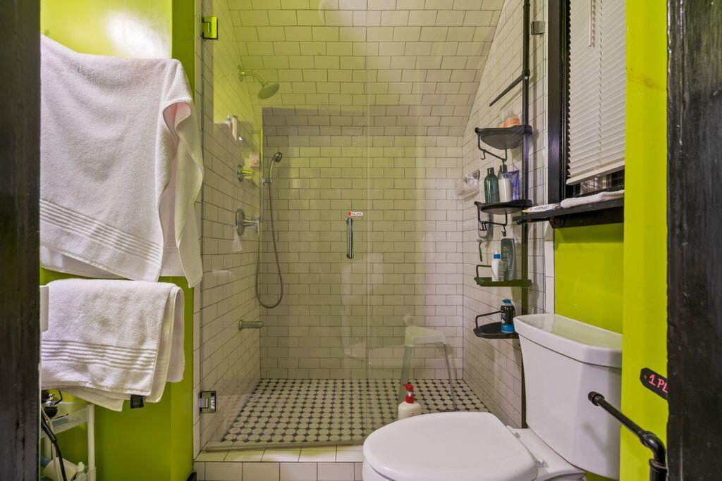 9 C Street Portland, ME 04102 - Photo 25 of 26 Full Bath 2nd Unit