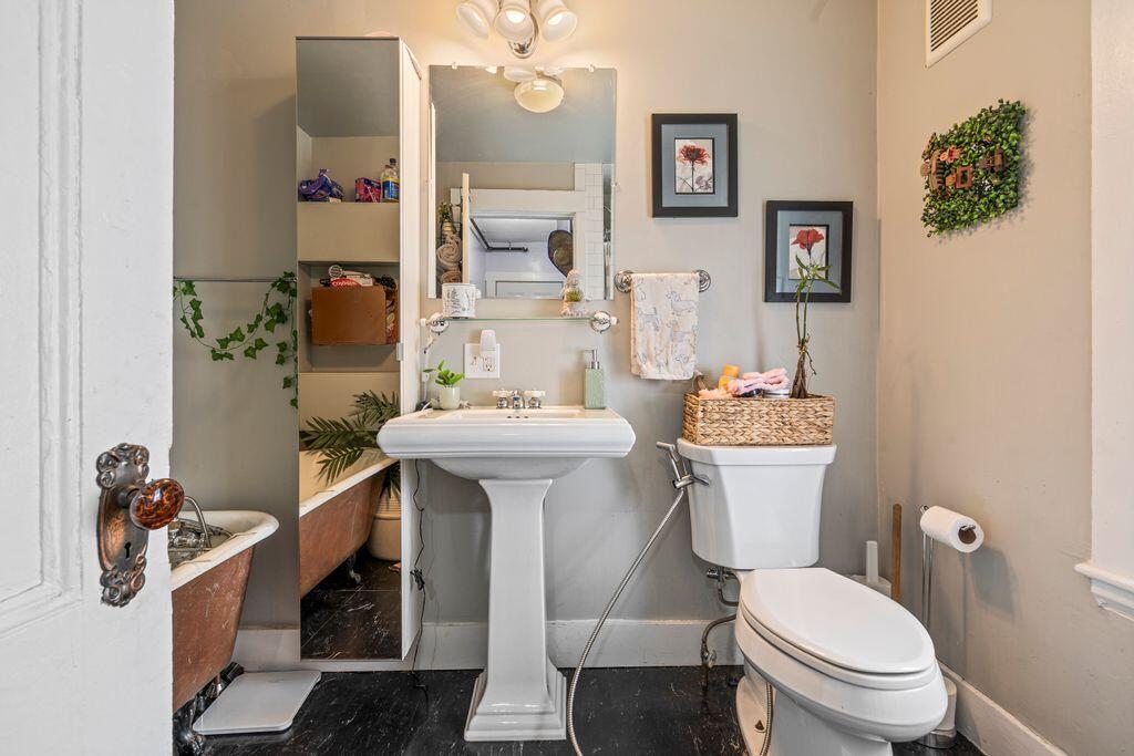 9 C Street Portland, ME 04102 - Photo 4 of 26 Full Bath First Floor