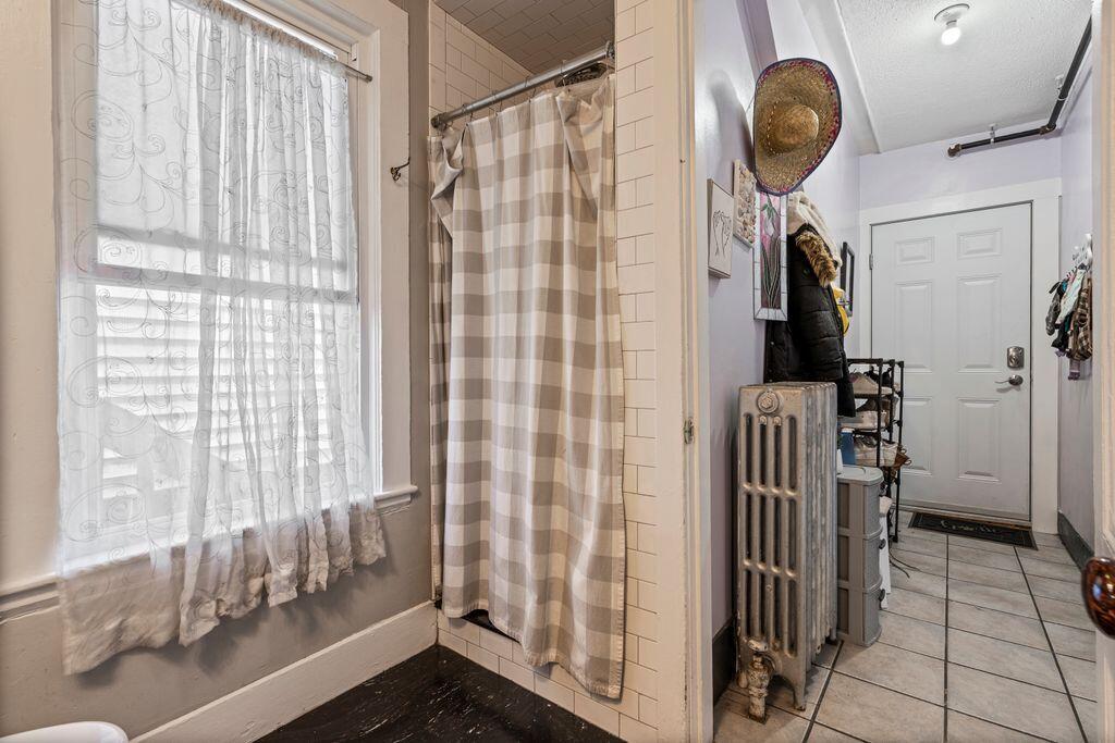 9 C Street Portland, ME 04102 - Photo 6 of 26 Full Bath First Floor