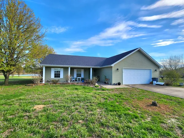 $322,900 | 156 Hanover Lane, Murphysboro, IL 62966