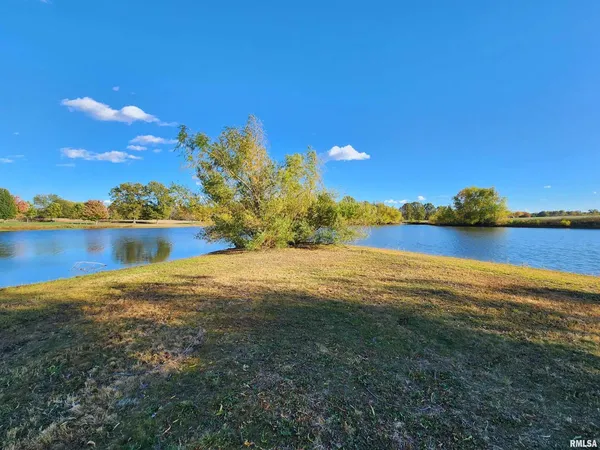 $322,900 | 156 Hanover Lane, Murphysboro, IL 62966