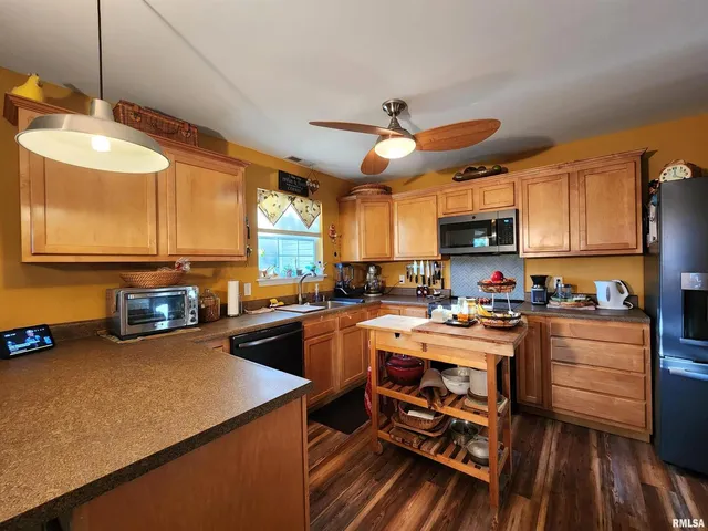 $324,900 | 156 Hanover Lane, Murphysboro, IL 62966