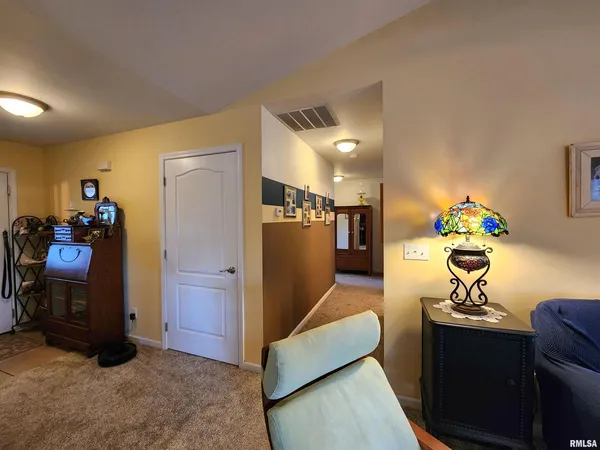 $322,900 | 156 Hanover Lane, Murphysboro, IL 62966