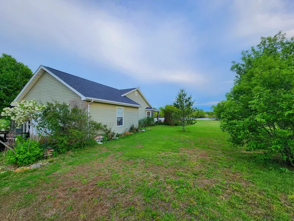 $322,900 | 156 Hanover Lane, Murphysboro, IL 62966