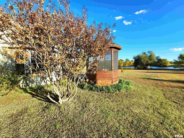 $322,900 | 156 Hanover Lane, Murphysboro, IL 62966