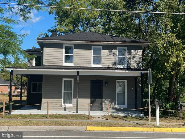 $2,500 | 7957 Main Street, Middletown, VA 22645
