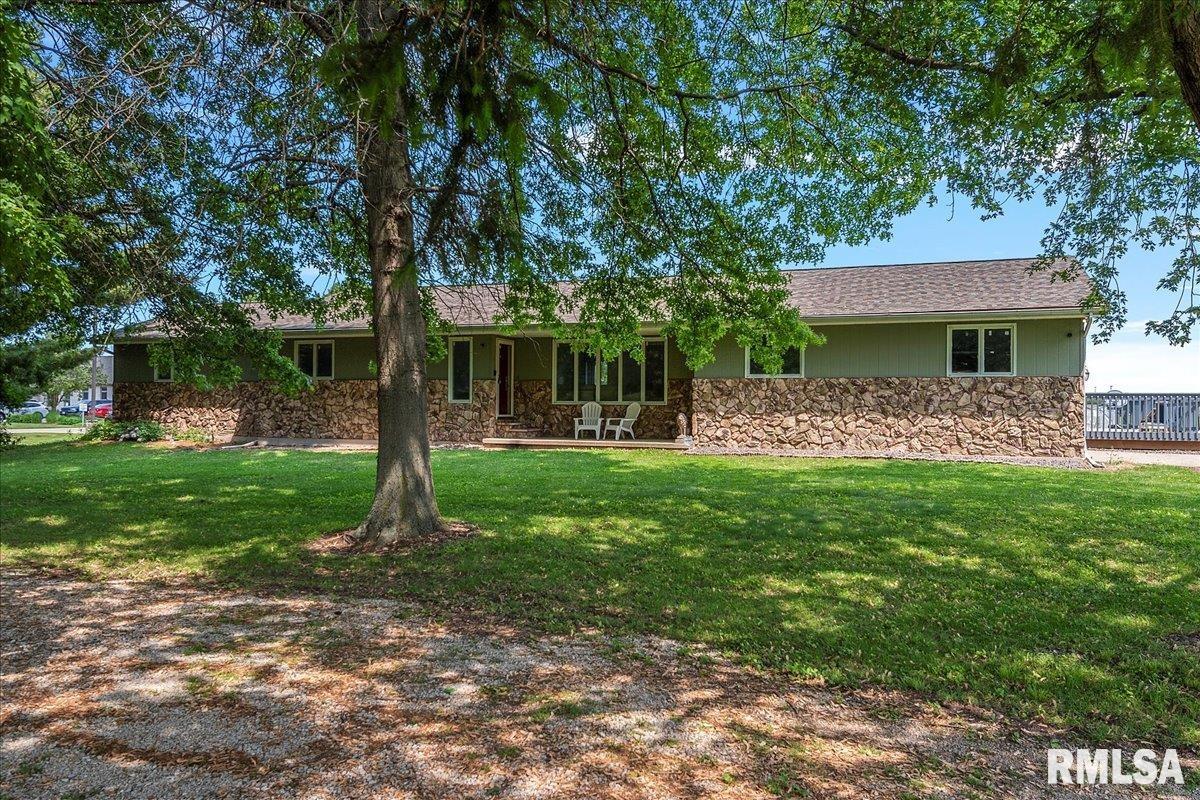 384 South Bradfordton Road Springfield, IL 62711 - Photo 1 of 33