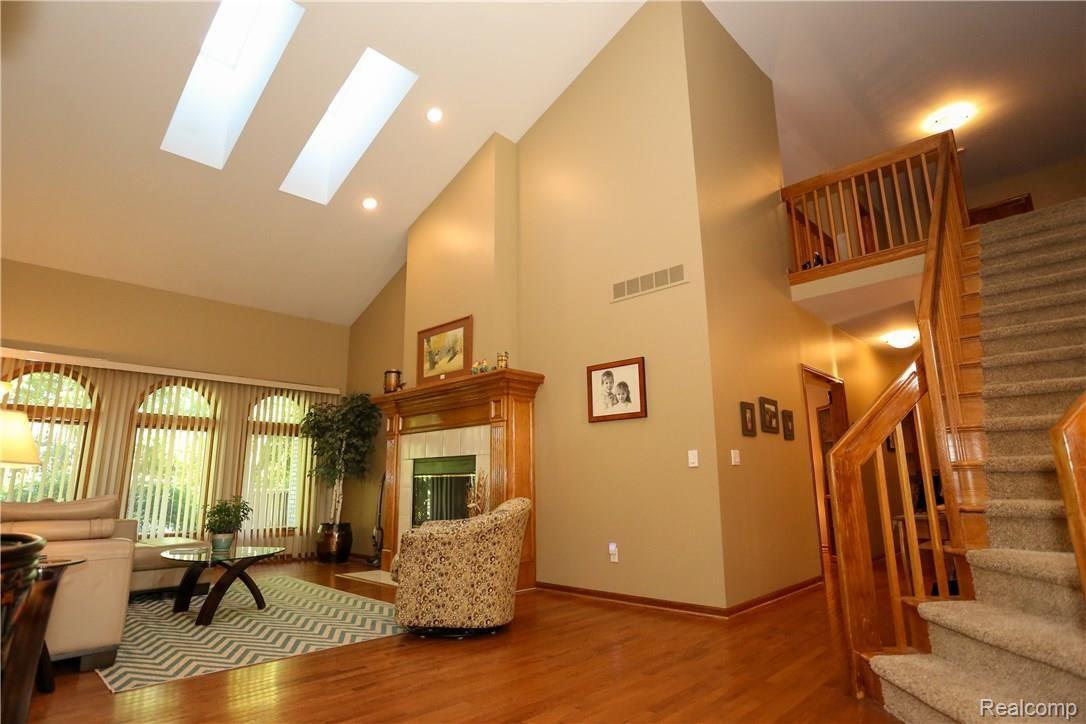 4700 Rambling Court Troy, MI 48098 - Photo 7 of 49 Rambling Ct-6.jpg