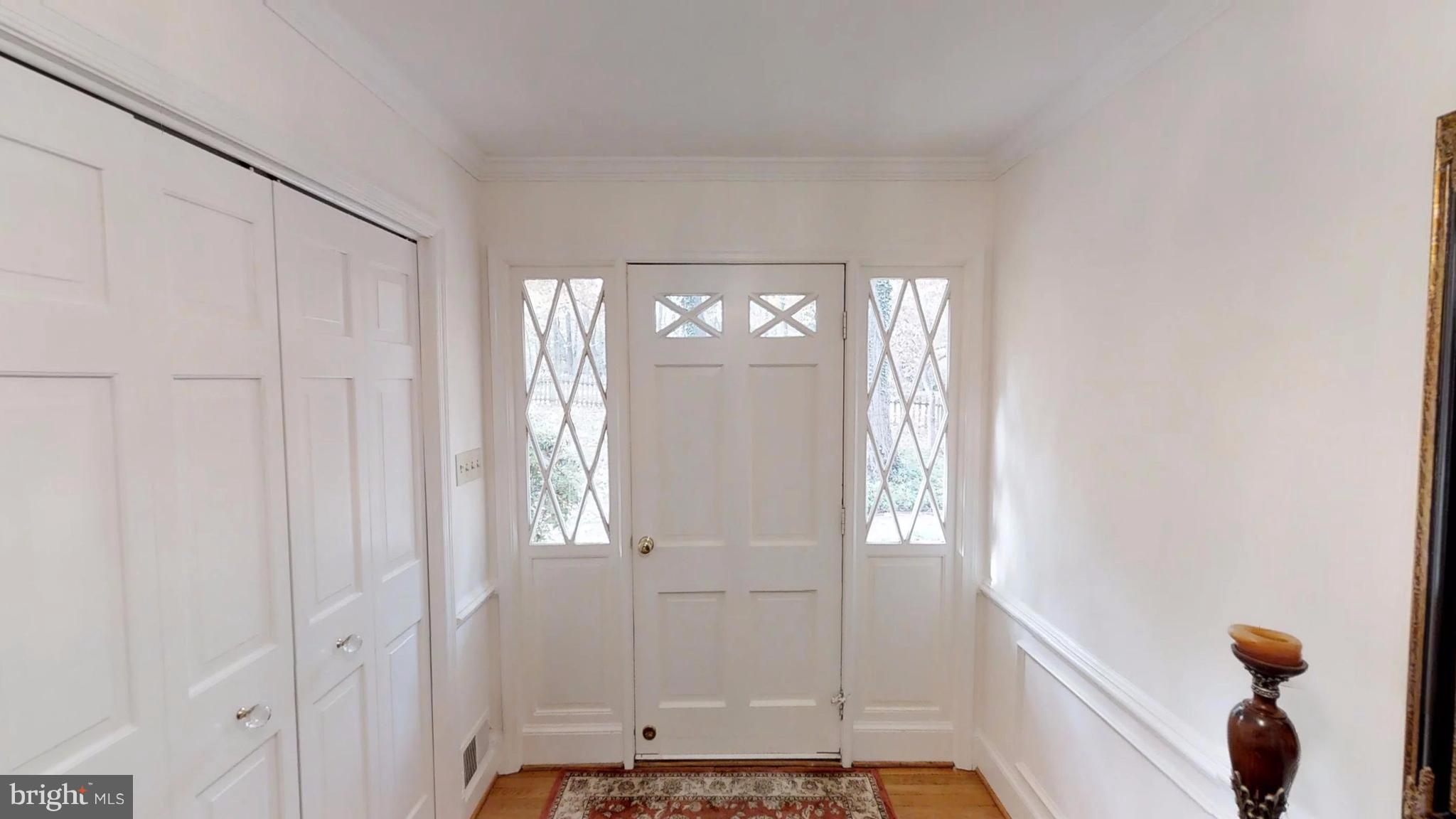 12007 Whip Road Reston, VA 20191 - Photo 3 of 25 Entrance