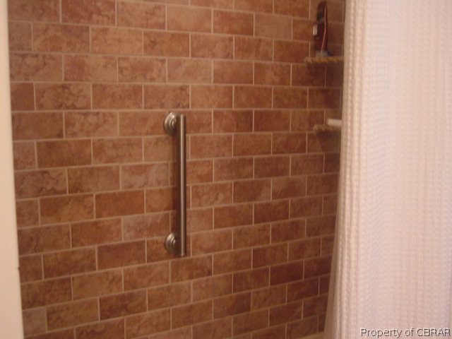 225 Warehouse Cove Road Cobbs Creek, VA 23035 - Photo 15 of 42