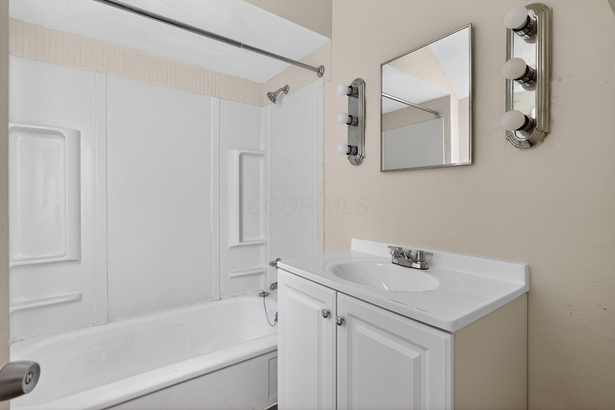 600 South Hampton Road Columbus, OH 43213 - Photo 20 of 30