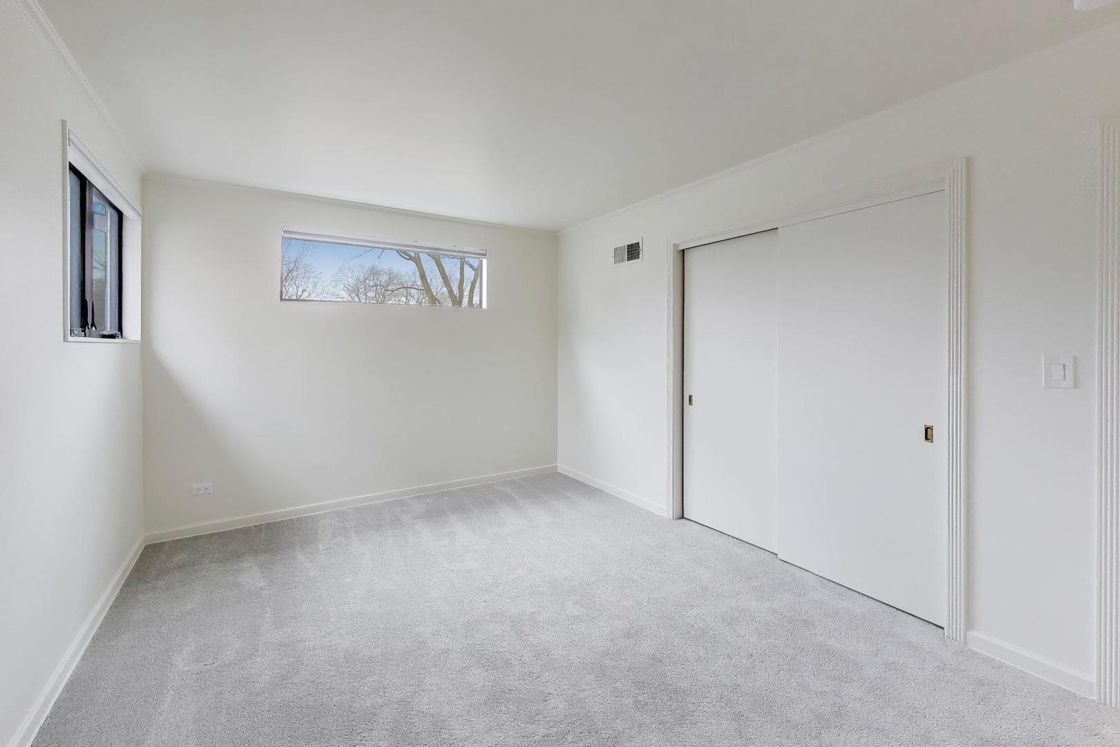 3530 Hillside Road Evanston, IL 60201 - Photo 11 of 27 a view of empty room