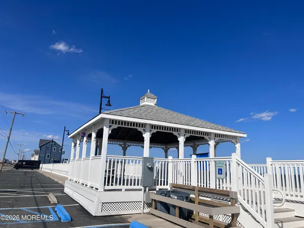 $3,800 | 323 Bayshore Drive, Barnegat, NJ 08005