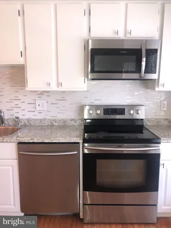 $2,800 | 7426 Erska Woods Court, Springfield, VA 22153