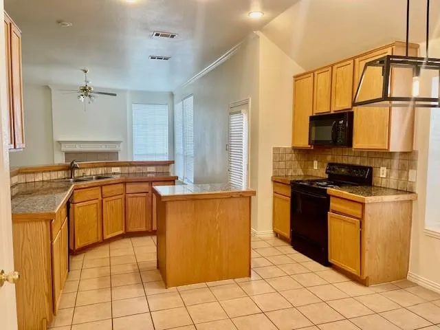 $2,195 | 9137 Ripley Street, Fort Worth, TX 76244