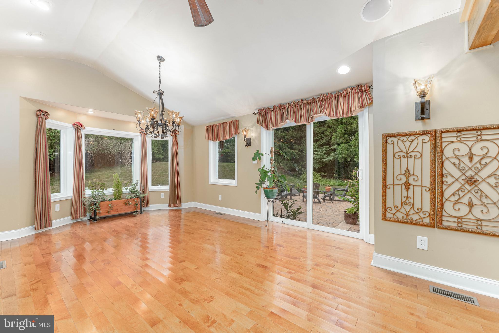 273 Spring Run Lane Downingtown, PA 19335 - Photo 27 of 66 Gallery Image 27