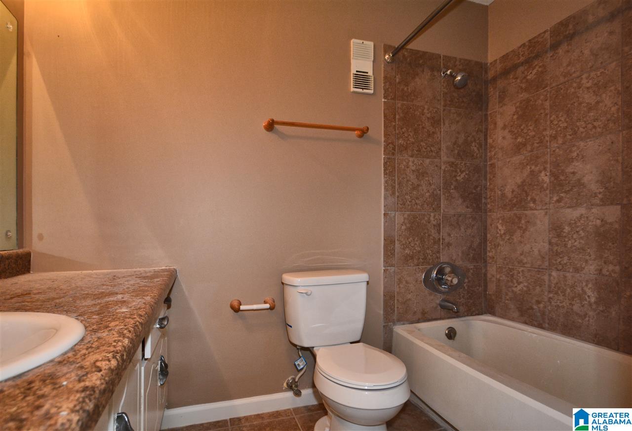 104 Old Rocky Ridge Lane Birmingham, AL 35216 - Photo 13 of 30