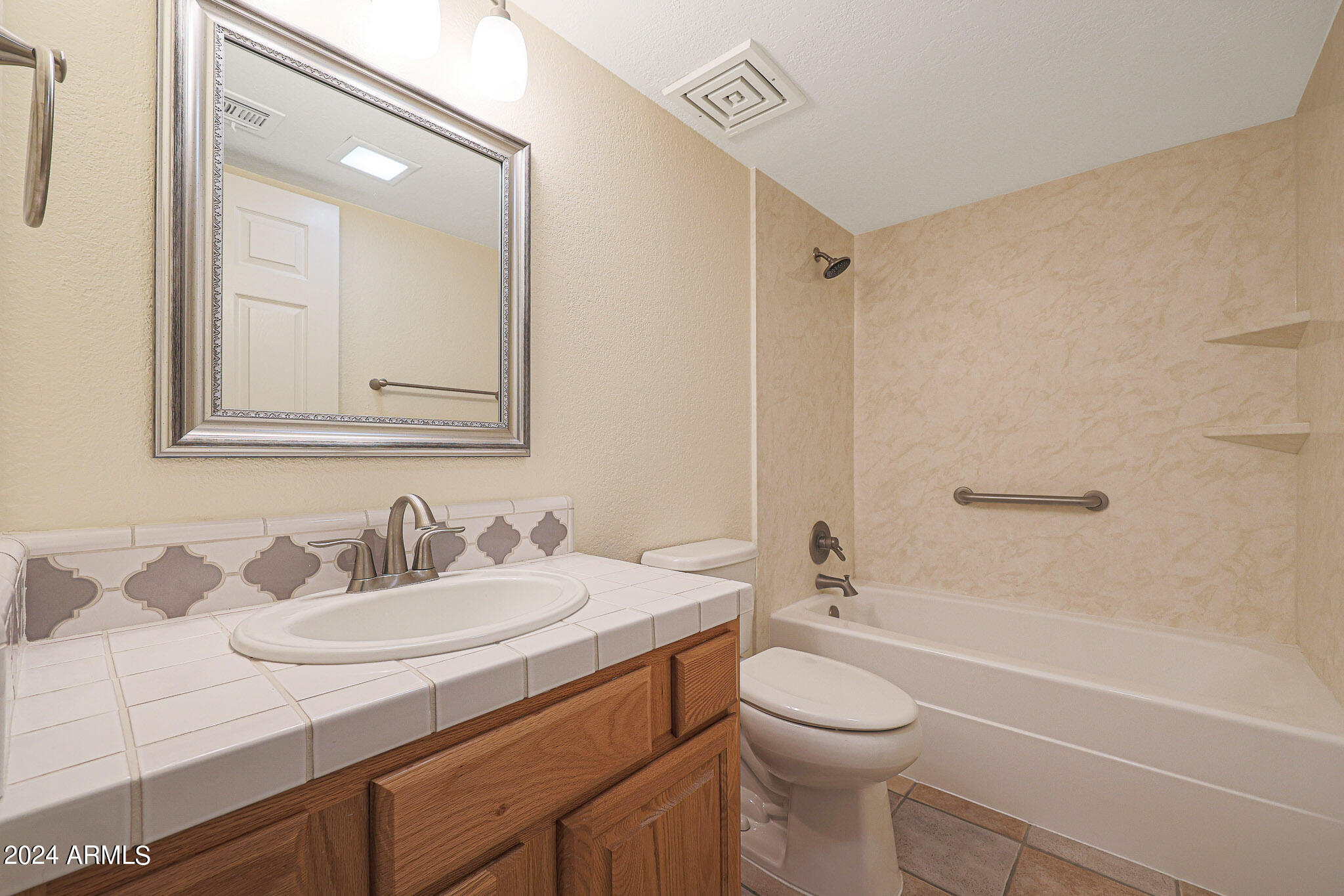 7438 Hum Road, Unit 105 Carefree, AZ 85377 - Photo 22 of 38 B (24)
