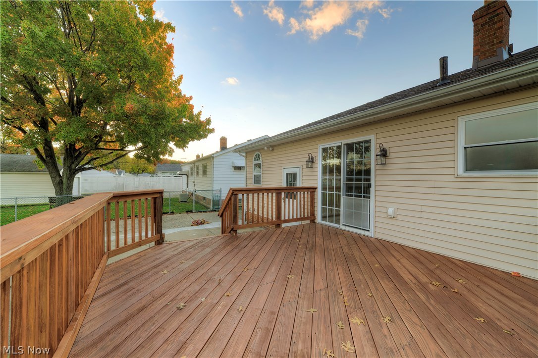 30221 Vineyard Road Willowick, OH 44095 - Photo 23 of 25