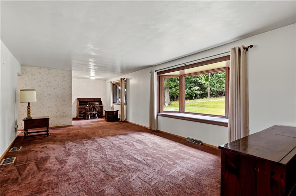 2194 Spangler Road Hermitage, PA 16148 - Photo 16 of 36