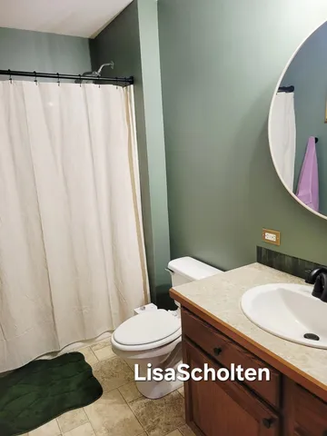 $285,000 | 9794 Crystal Circle, Zeeland, MI 49464