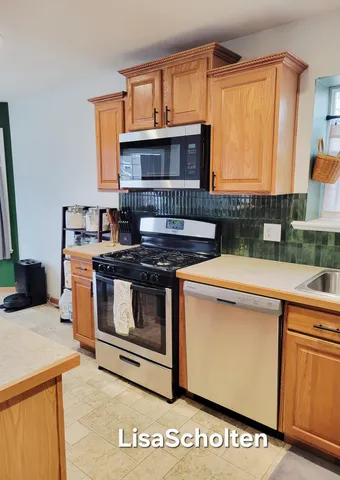 $285,000 | 9794 Crystal Circle, Zeeland, MI 49464