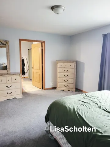 $285,000 | 9794 Crystal Circle, Zeeland, MI 49464