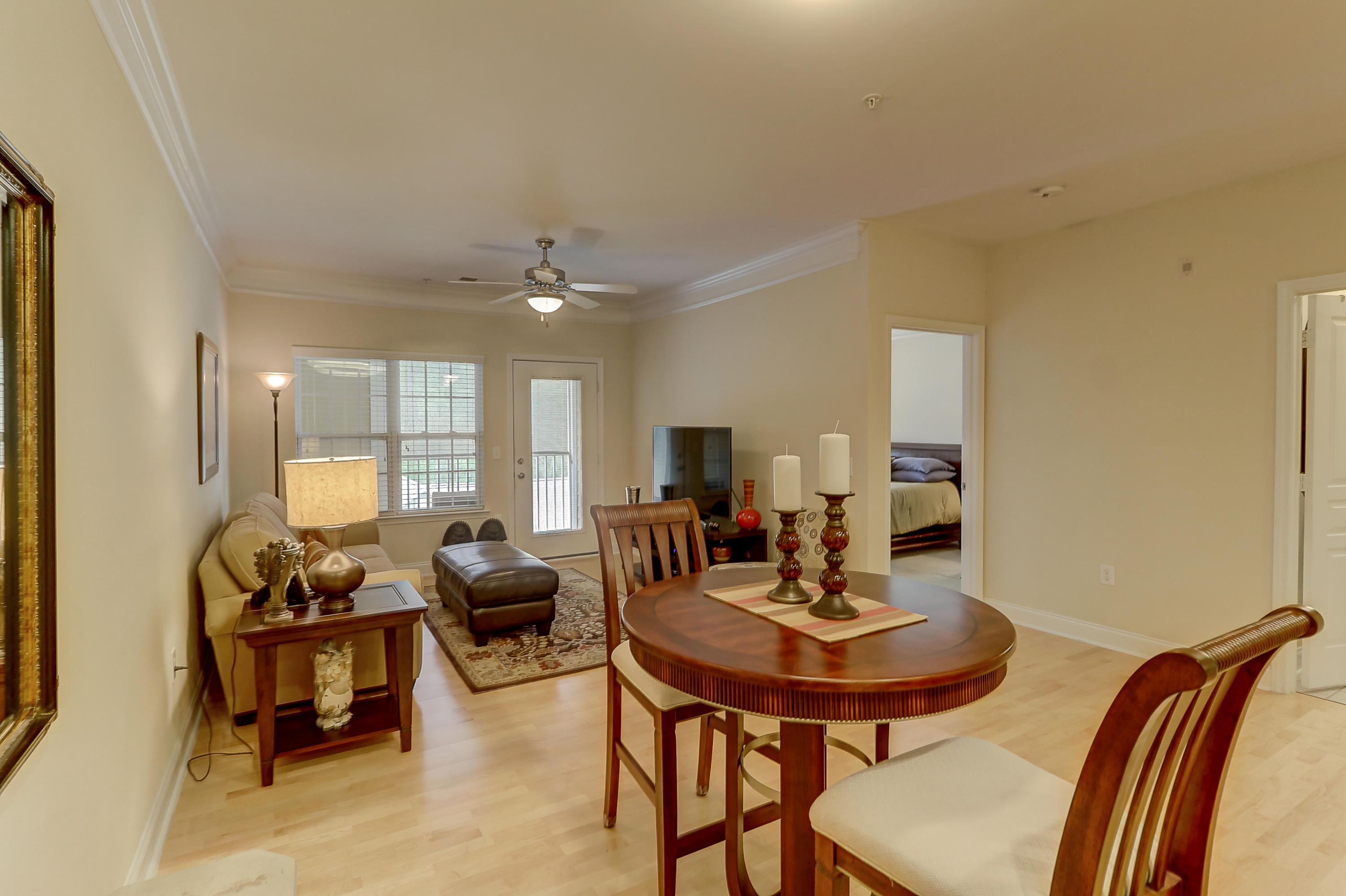 1324 Basildon Road Mount Pleasant, SC 29466 - Photo 9 of 37 Dining & Family Room
