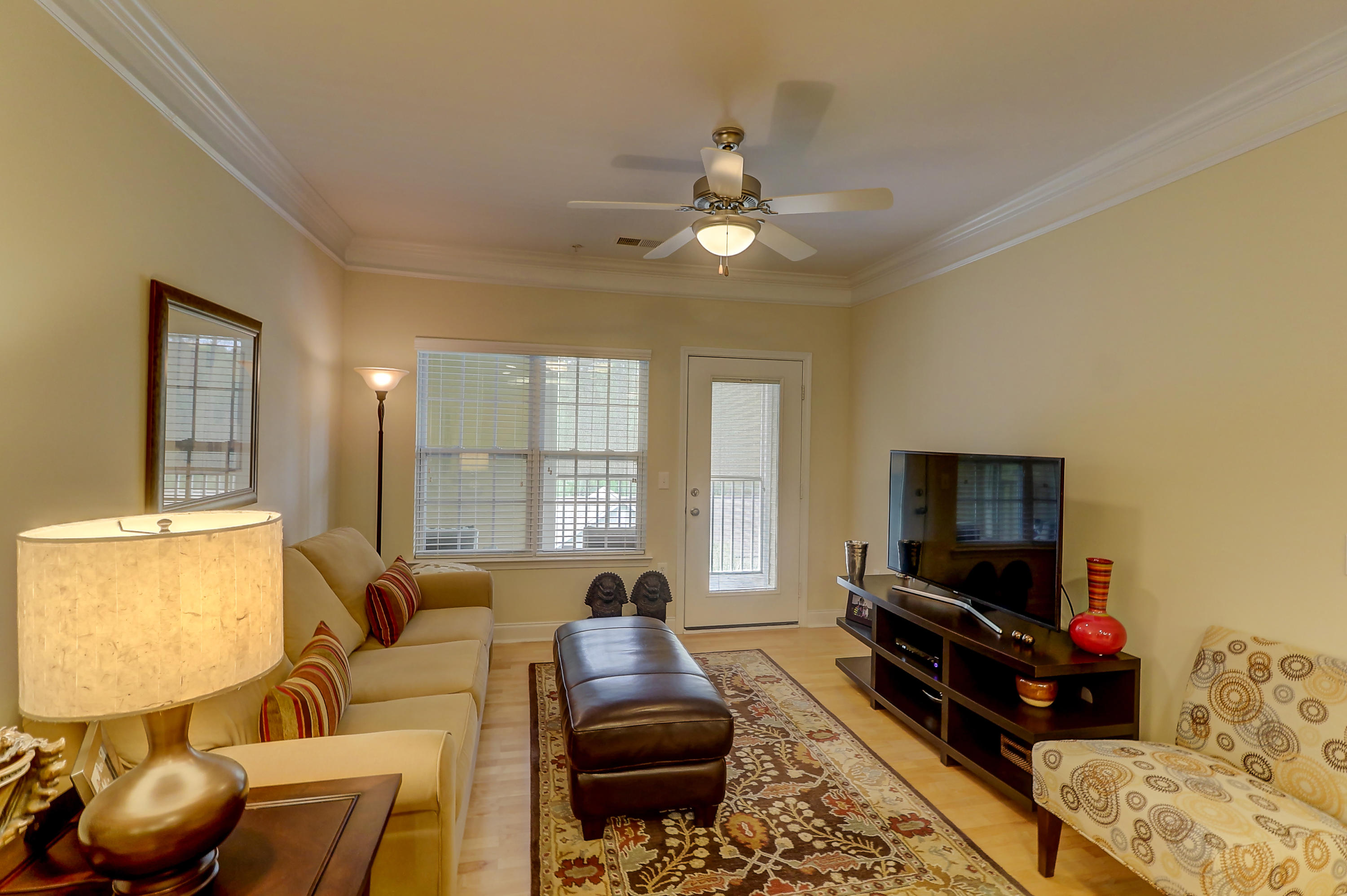 1324 Basildon Road Mount Pleasant, SC 29466 - Photo 11 of 37 Family Room