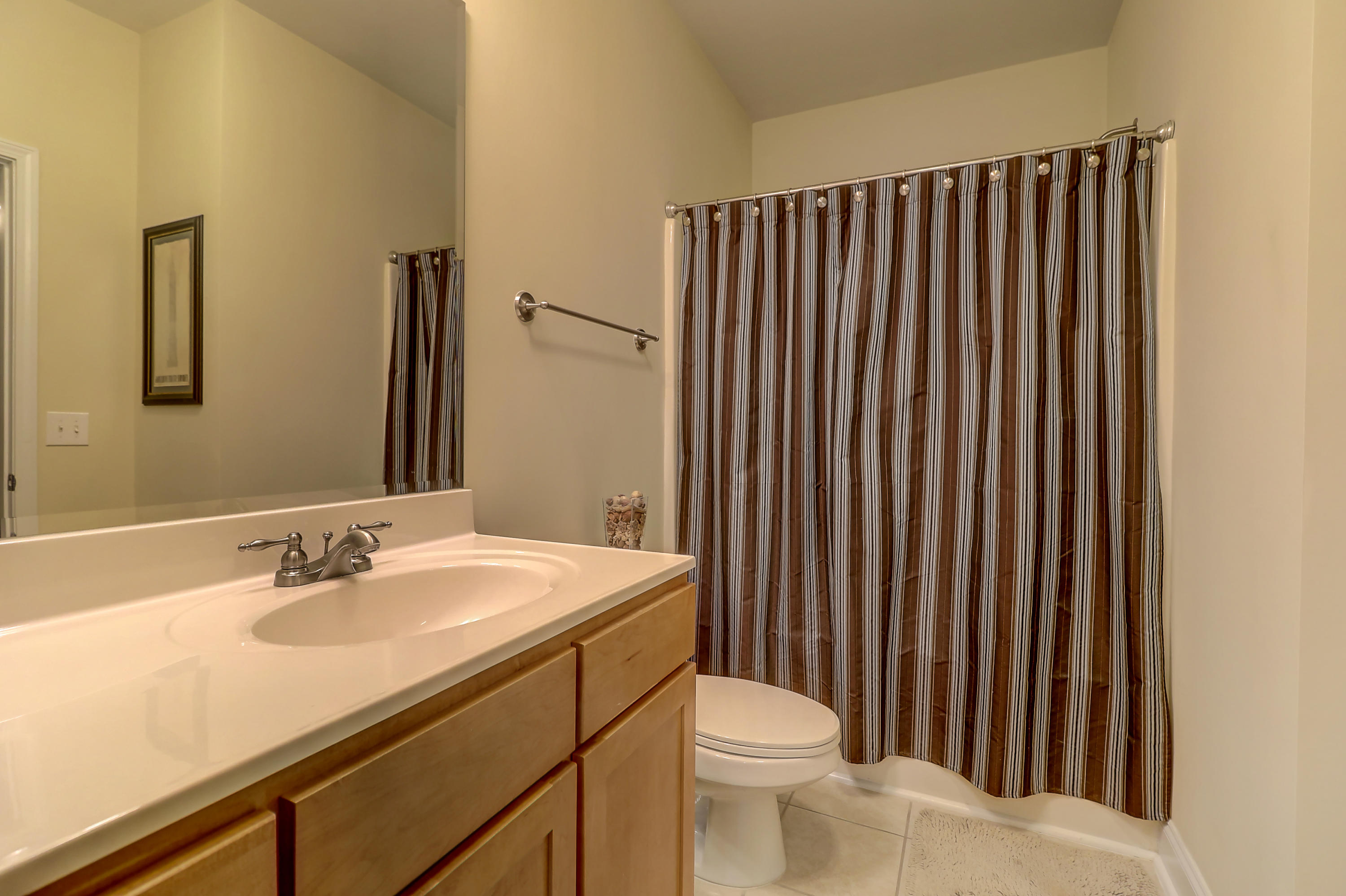 1324 Basildon Road Mount Pleasant, SC 29466 - Photo 17 of 37 Full Bathroom