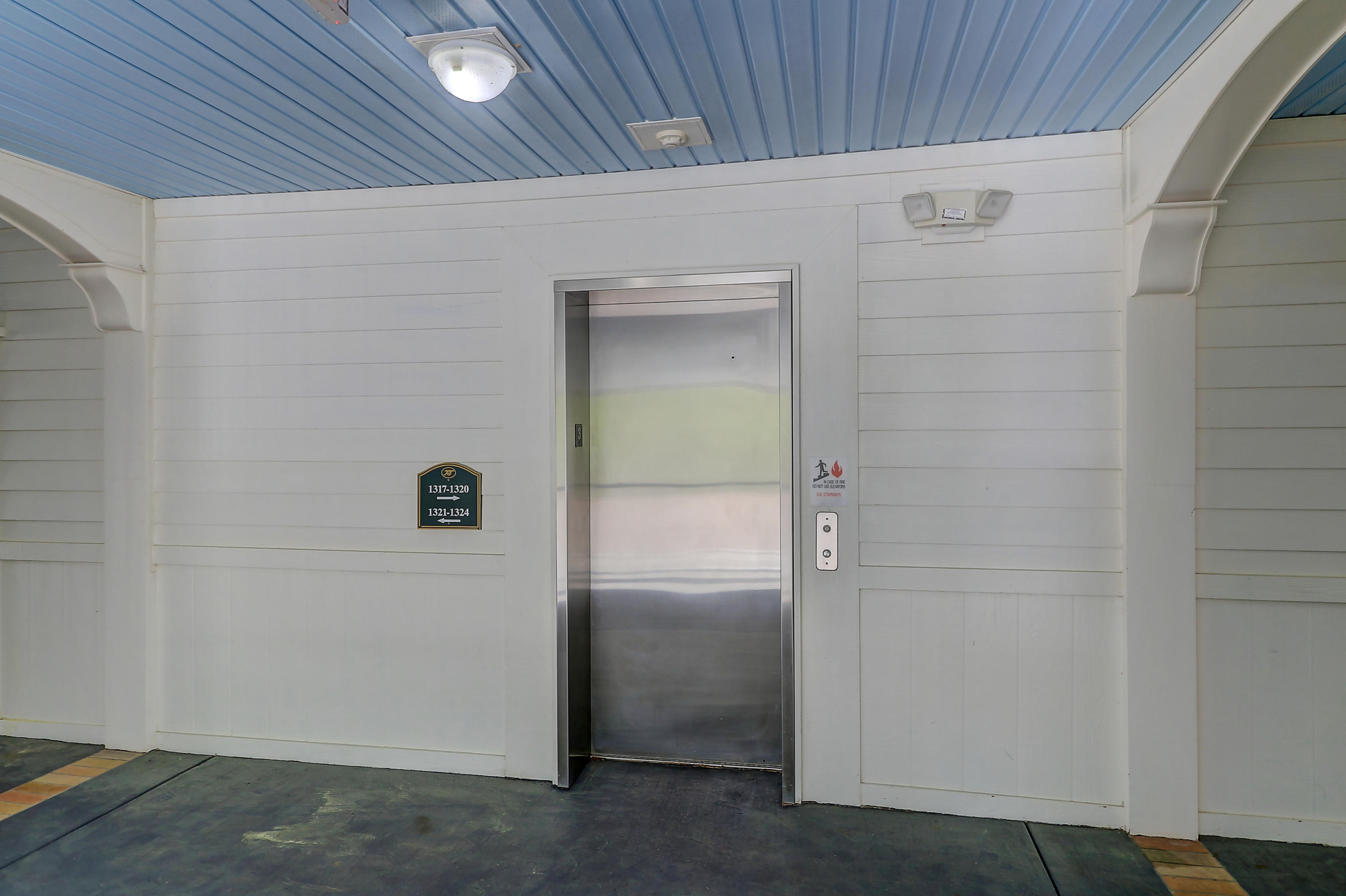 1324 Basildon Road Mount Pleasant, SC 29466 - Photo 24 of 37 Elevator in 1300 Building
