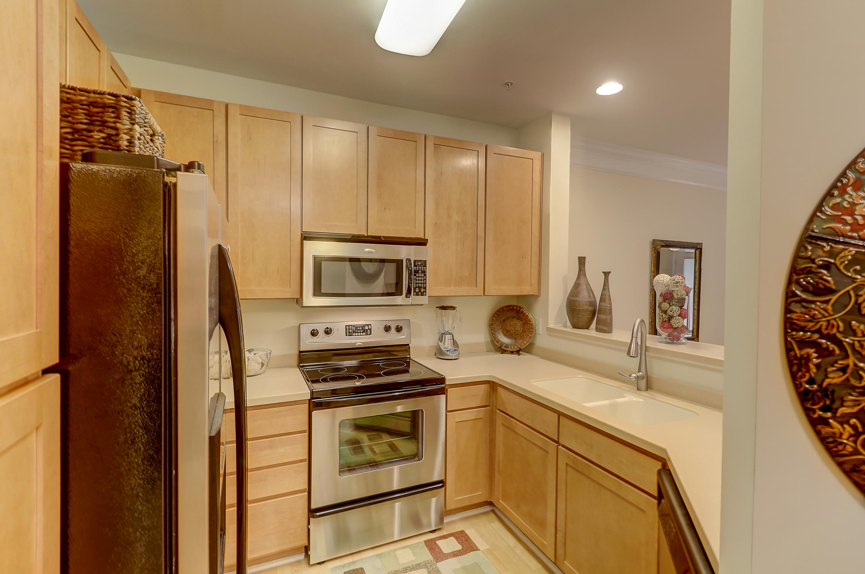 1324 Basildon Road Mount Pleasant, SC 29466 - Photo 3 of 37 Kitchen
