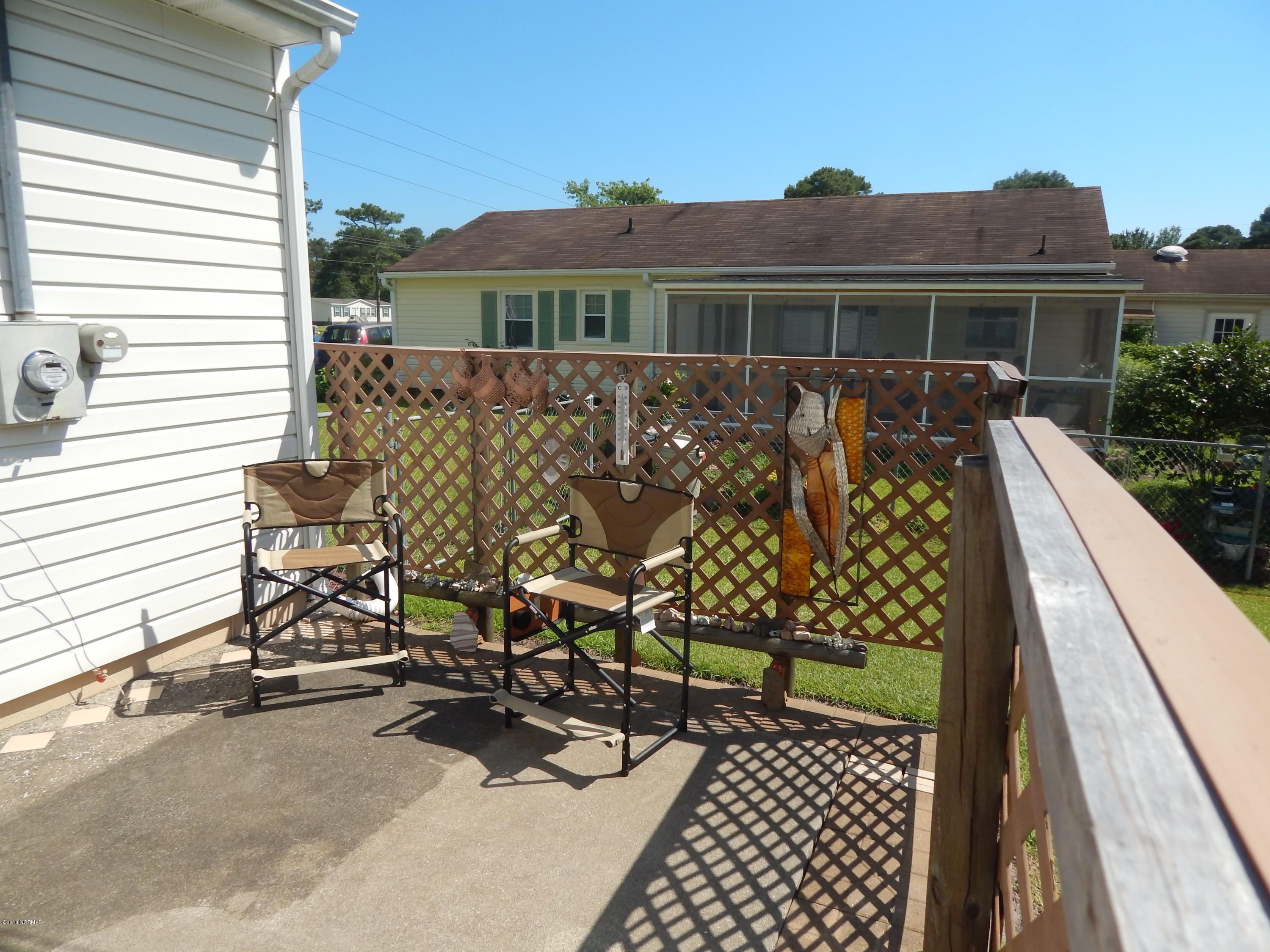 1178 Hibbs Road Newport, NC 28570 - Photo 16 of 23 Rear patio