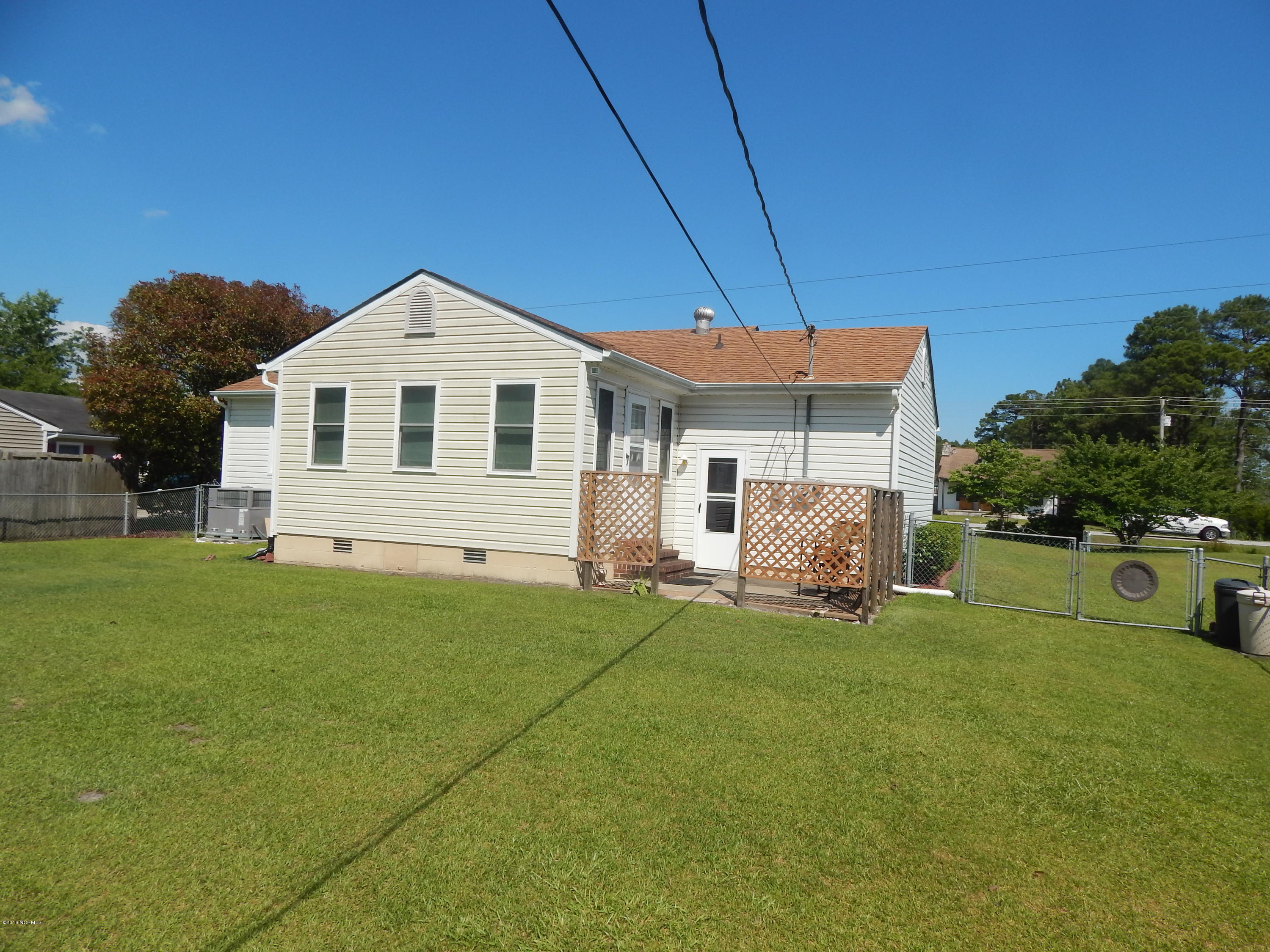 1178 Hibbs Road Newport, NC 28570 - Photo 17 of 23 Rear view