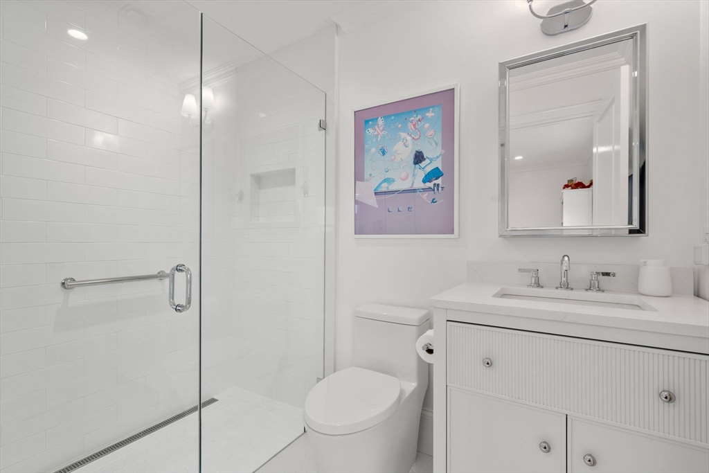 27 Summit Avenue, Unit 27 Brookline, MA 02446 - Photo 23 of 26