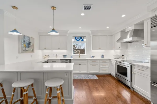 $2,795,000 | 27 Summit Avenue, Unit 27, Brookline, MA 02446