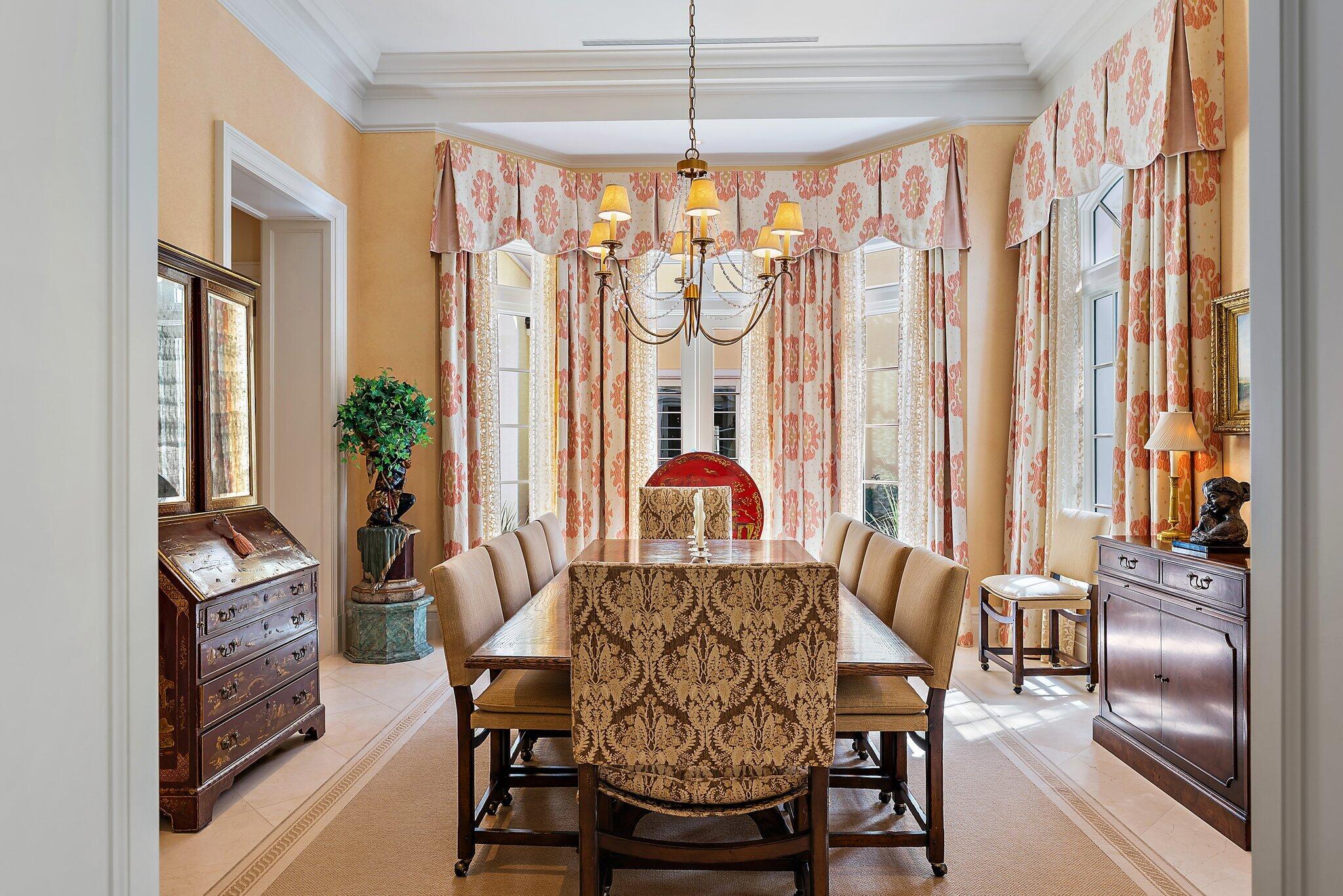 124 Bears Club Drive Jupiter, FL 33477 - Photo 26 of 67 a dining room with furniture and window