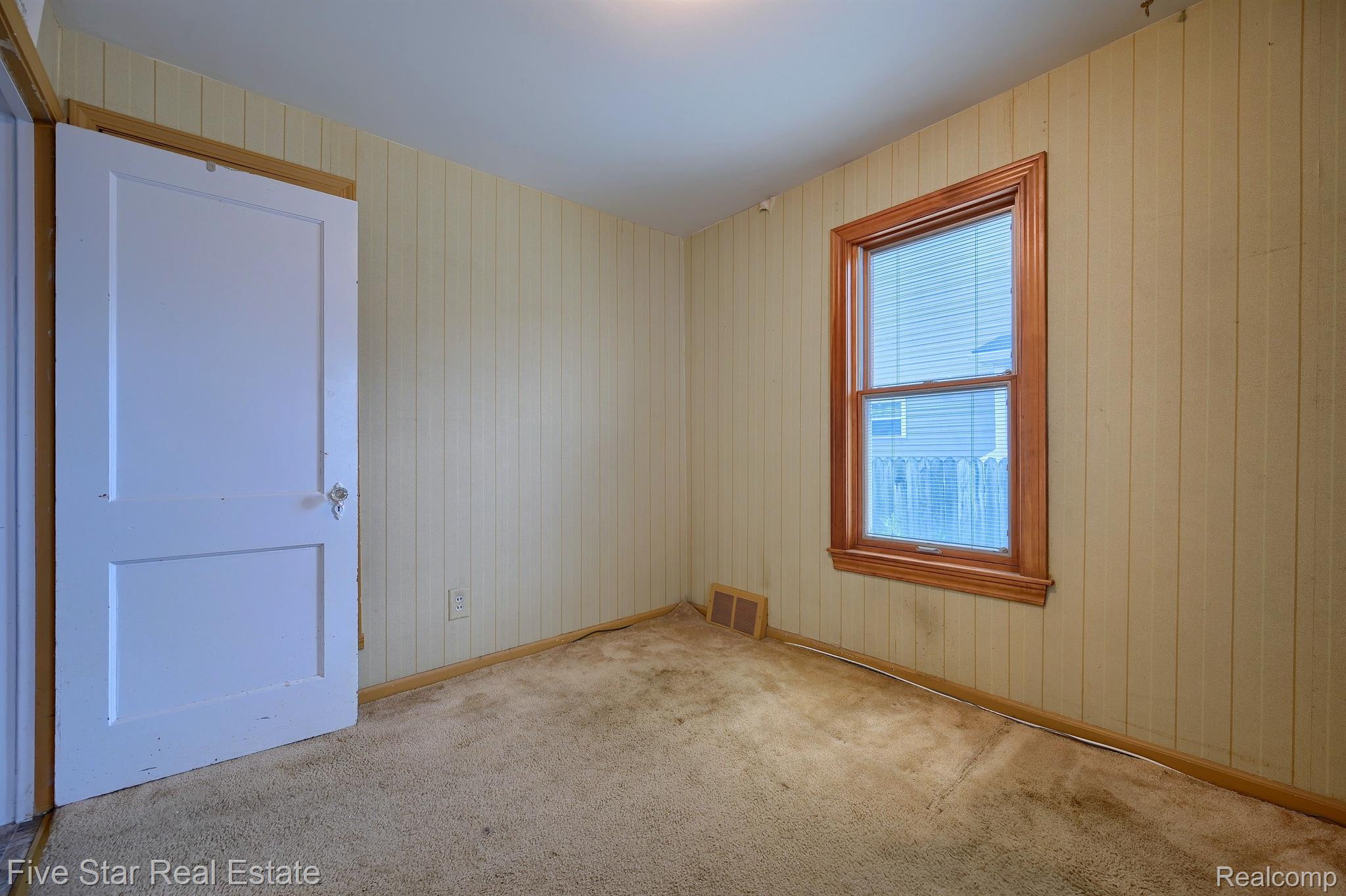 3269 Wakefield Road Berkley, MI 48072 - Photo 19 of 24 Gallery Image 19