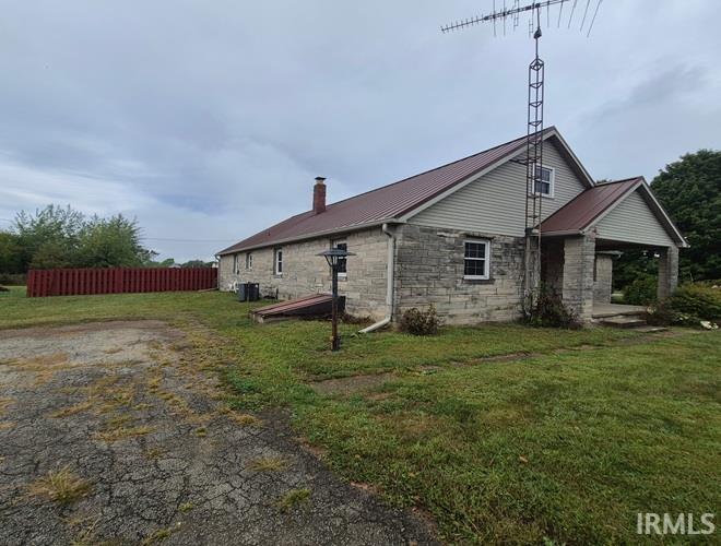 219 Main Street Modoc, IN 47358 - Photo 6 of 13