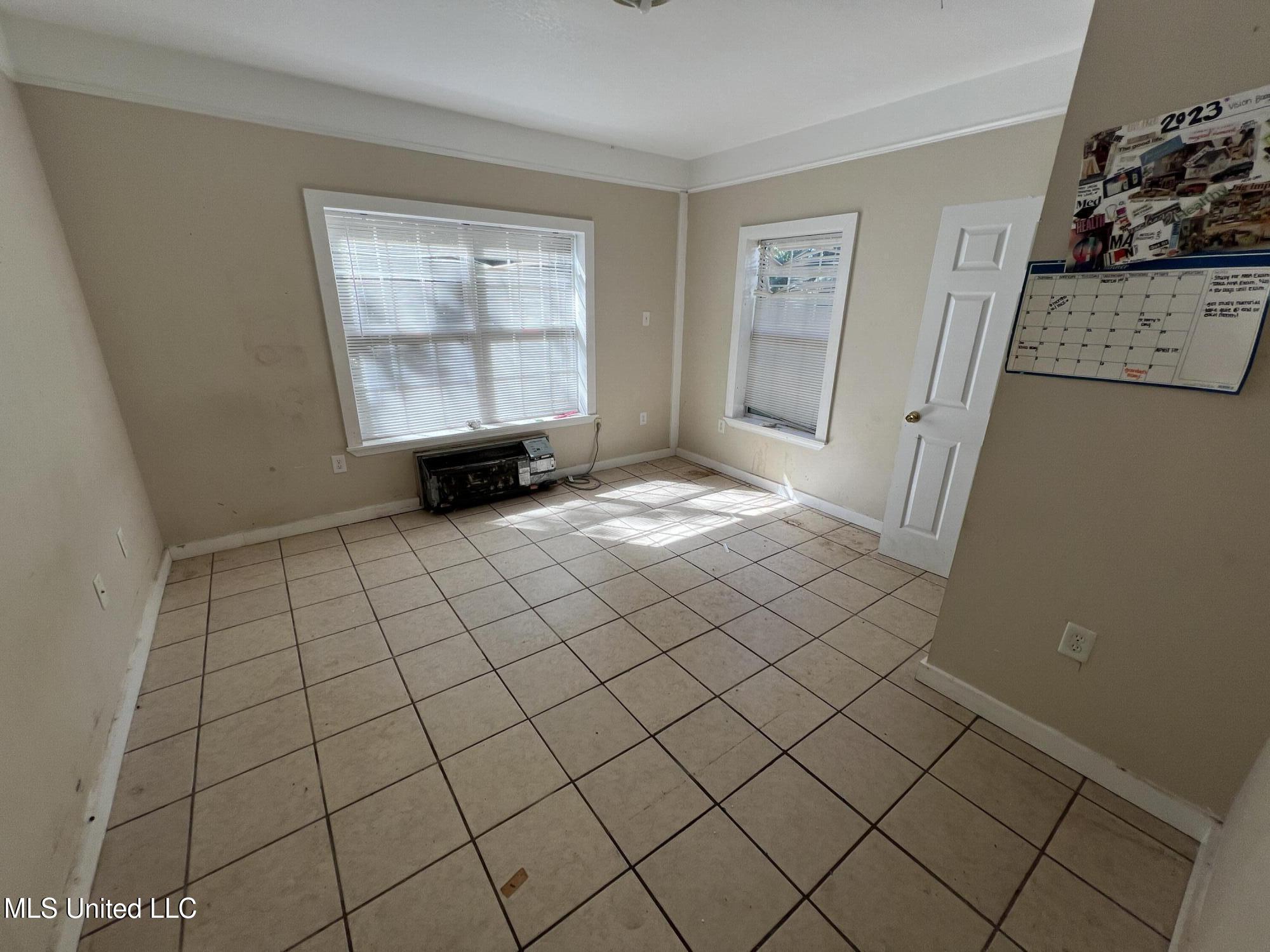 4812 Community Avenue Moss Point, MS 39563 - Photo 13 of 28 IMG_4461