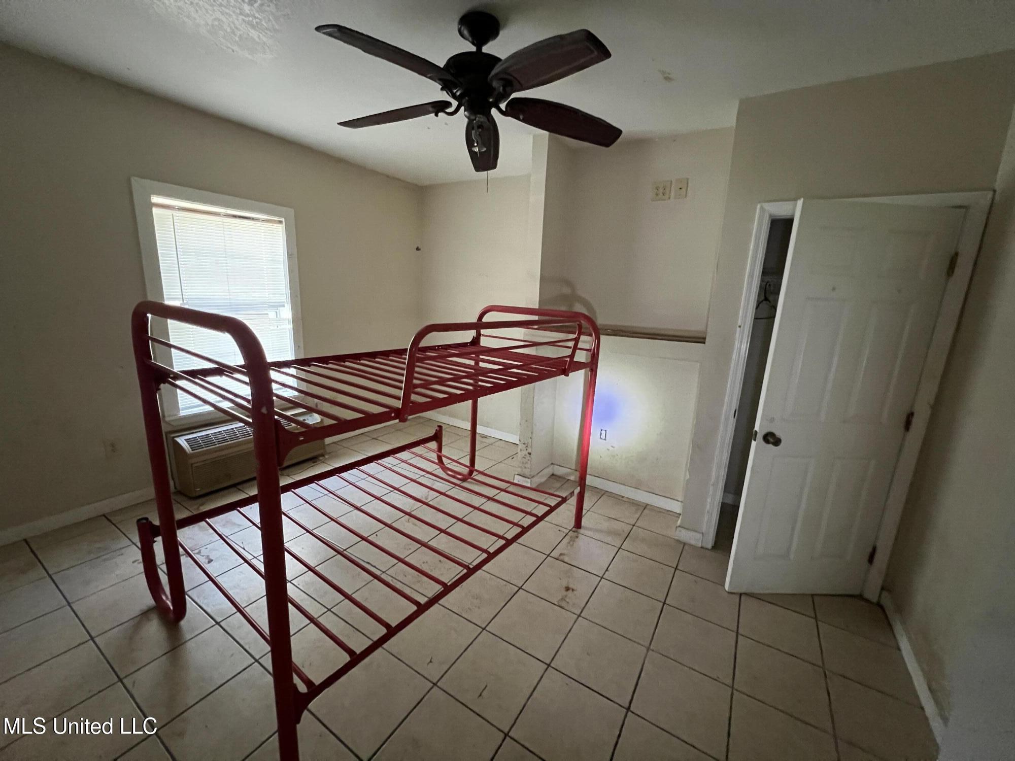 4812 Community Avenue Moss Point, MS 39563 - Photo 19 of 28 IMG_4468
