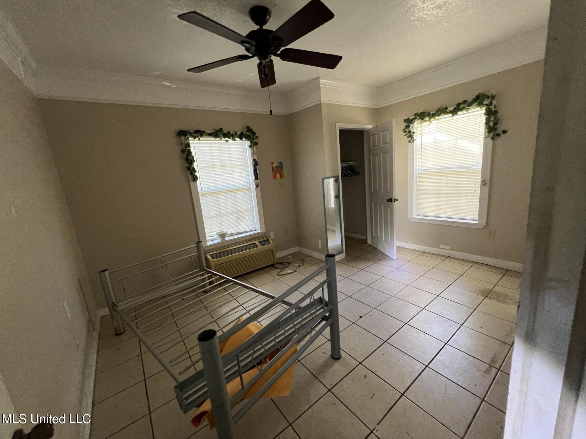 4812 Community Avenue Moss Point, MS 39563 - Photo 20 of 28 IMG_4470