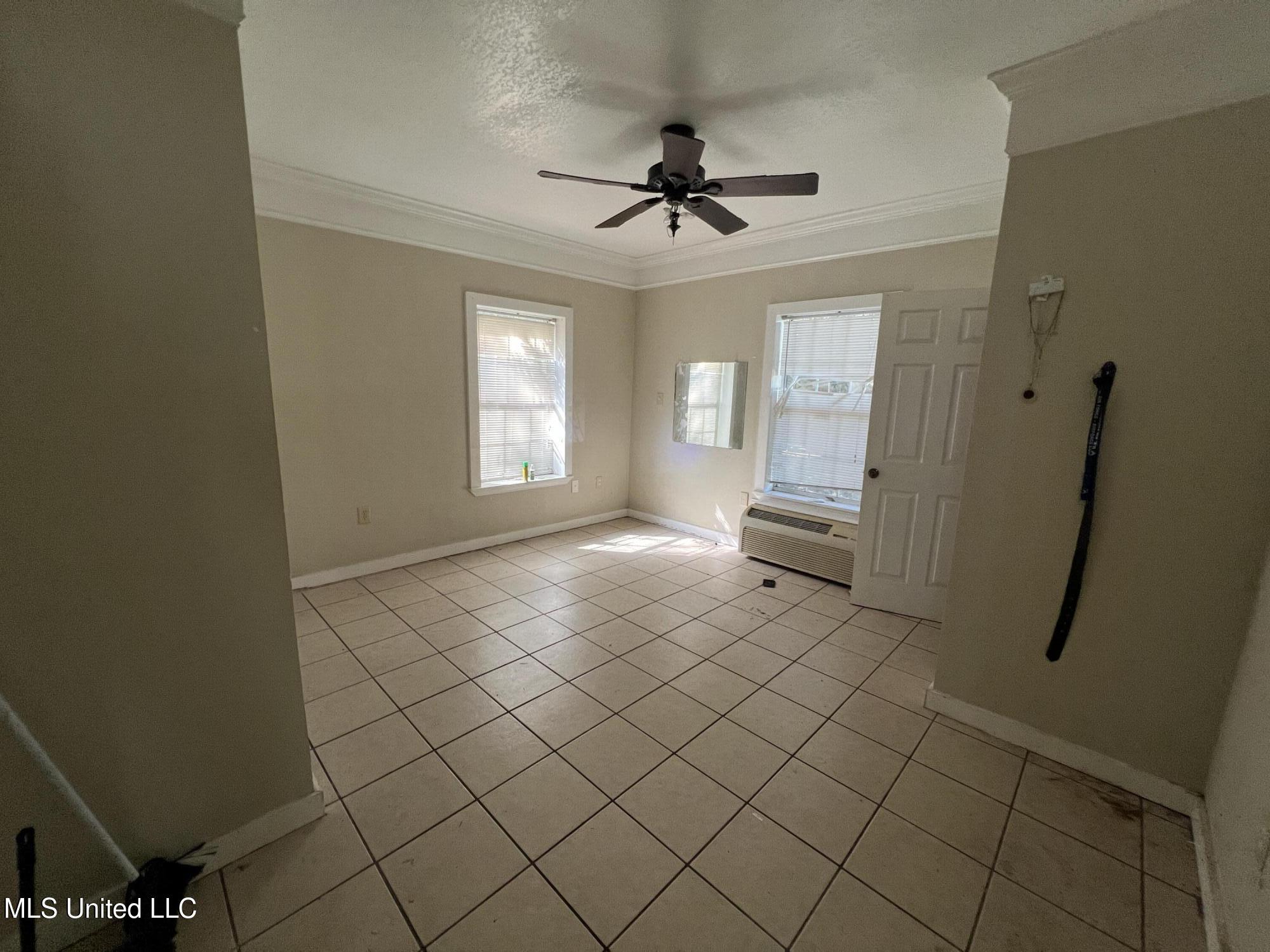 4812 Community Avenue Moss Point, MS 39563 - Photo 22 of 28 IMG_4472